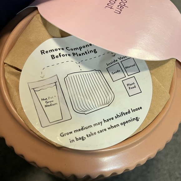 Modern Sprout Lavender Grow Kit - Picture 3 of 4